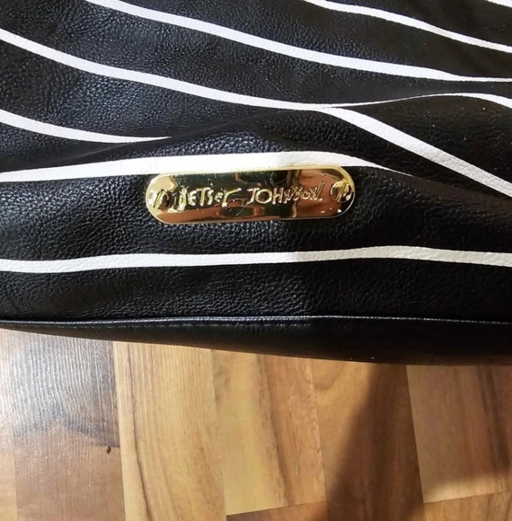 Betsy Johnson Purse - Picture 2 of 3